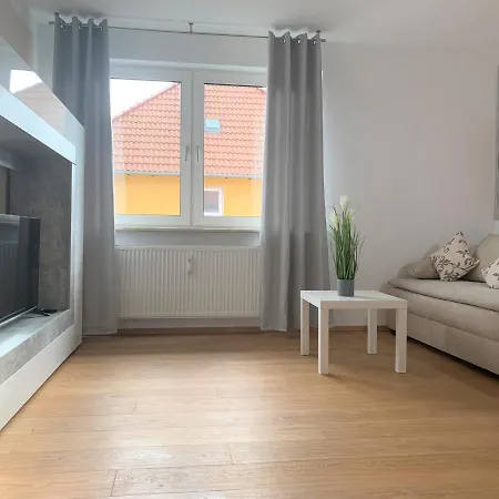 2-Zimmer Wohnung In Zentraler Lage