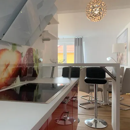 Appartement 2-Zimmer Wohnung In Zentraler Lage