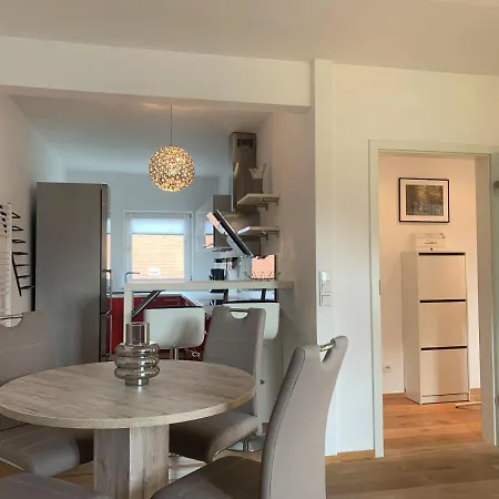 2-Zimmer Wohnung In Zentraler Lage